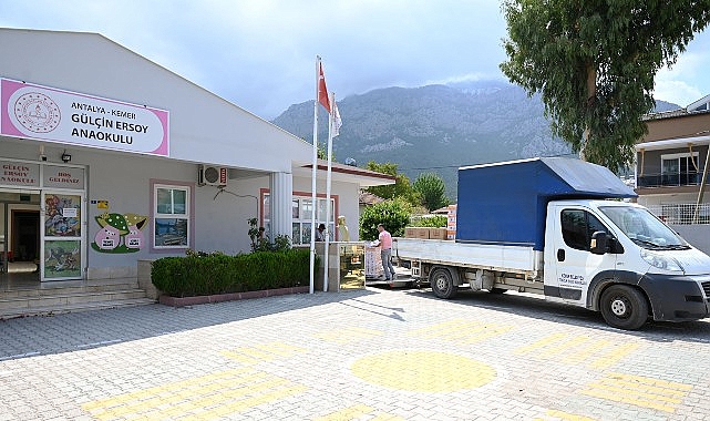 Kemer Belediye Başkanı Necati Topaloğlu'nun “Eğitim varsa gelecek var” projesi