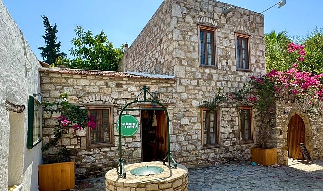 Eski Datça’nın tarihsel dokusunun içinde yer alan Maison Magi, Ağustos