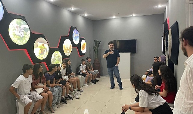 Bornova Belediyesi, Her Yer Çocuk Derneği, Bornova Kent Konseyi ve