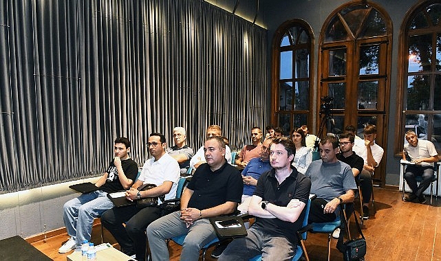 Gençleri girişimcilik konusunda desteklemek isteyen Osmangazi Belediyesi, iş dünyasının ilham