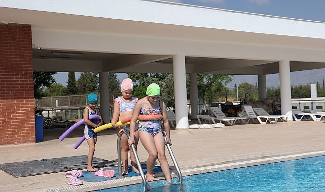      Antalya Büyükşehir Belediyesi bünyesinde hizmet veren