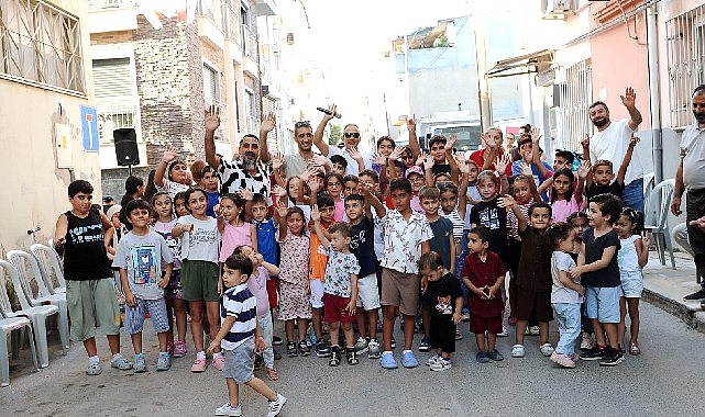      Karşıyaka Belediyesi’nin yaz boyunca sürdürdüğü ‘Sokak
