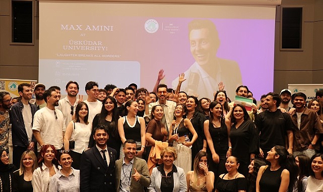 Dünya çapında turneler düzenleyen Amerikalı stand-up sanatçısı Max Amini, Üsküdar