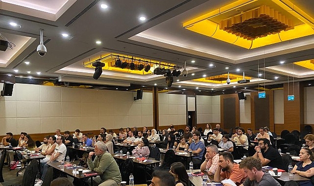 Samsun-Sinop Veteriner Hekimler Odası iş birliğiyle Samsun’da düzenlenen Royal Canin