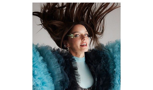 Yapı Kredi bomontiada World Akustik konser serisi, 16 Ağustos Cumartesi