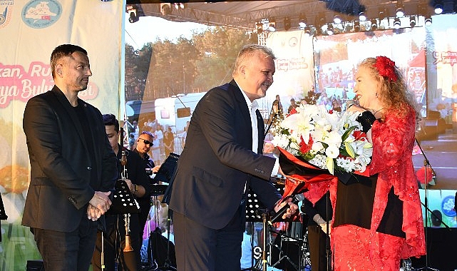 Lüleburgaz Belediyesi’nin BAL-GÖÇ Trakya Derneği iş birliğiyle 9’uncusunu düzenlediği Balkan-Rumeli