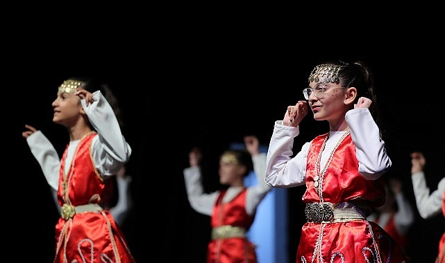 Aliağa Belediyesi Sanat Evi (ASEV), her yıl büyük ilgi gören