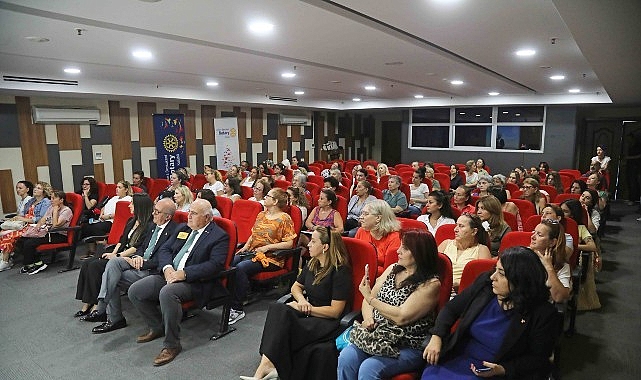 Ayvalık, düşman işgalinden kurtuluşunun 103.