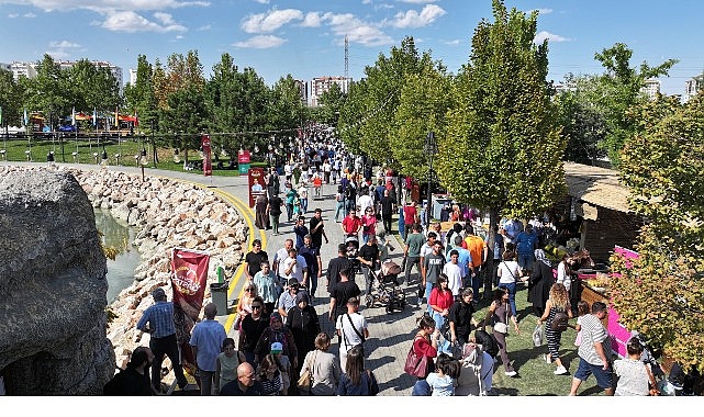 Konya Büyükşehir Belediye Başkanı Uğur İbrahim Altay, Türkiye’nin ünlü şeflerinin,