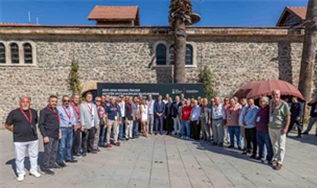 İzmir Büyükşehir Belediye Başkanı Dr.