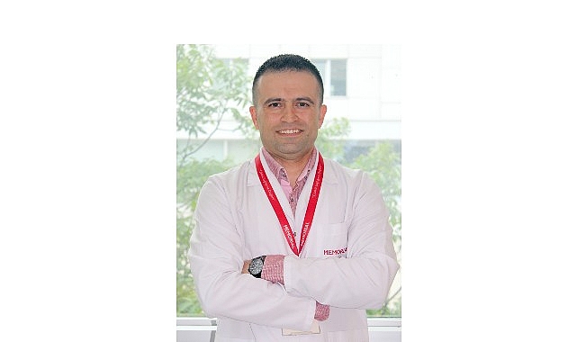 Bebekleri ve çocukları öpmek toplumda genellikle sevgi göstergesi olarak algılansa