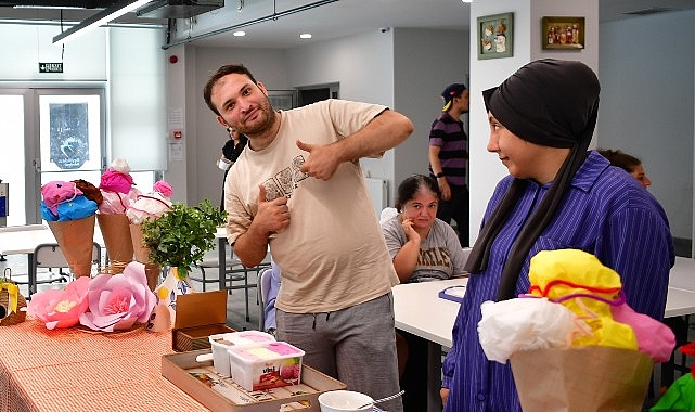 Beylikdüzü Belediyesi, Engelsiz Yaşam Merkezi’nde özel gereksinimli bireyler için düzenlediği