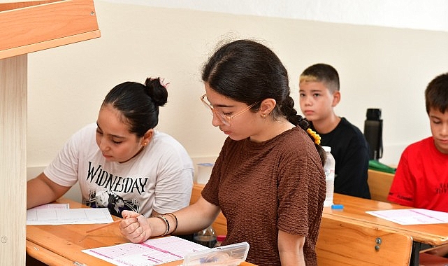 Çiğli Belediyesi’nin ücretsiz eğitim desteği sunduğu Çiğli Belediyesi Eğitim Merkezi