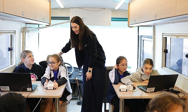 TURMEPA’nın Garantibbva iş birliğiyle başlattığı, Marmara Denizi’nde deniz temizliği ve farkındalık