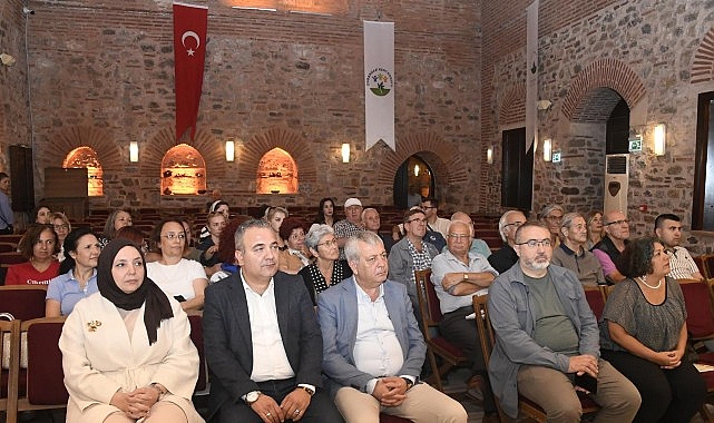 Osmangazi Belediyesi ve Dil Derneği Bursa Şubesi Dil Bayramı’nın 93’üncü