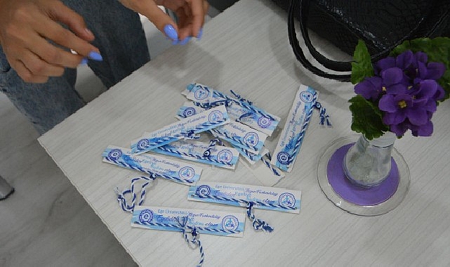 Ege Üniversitesi, mezunlarının aidiyet duygusunu güçlendirmek amacıyla mezun kart uygulamasını