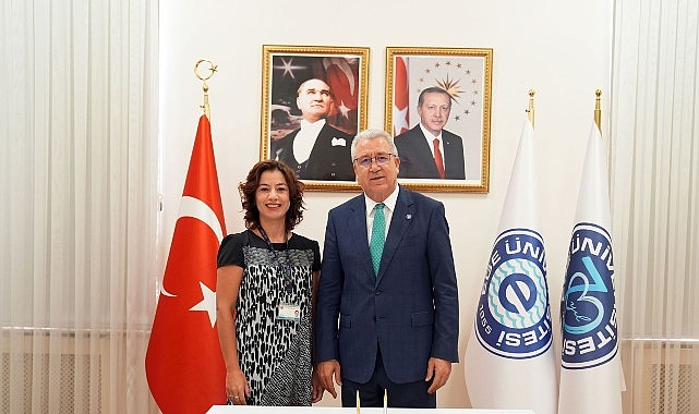  Ege Üniversitesi Tıp Fakültesi Göz Hastalıkları Anabilim Dalı Öğretim Üyesi