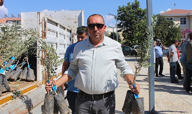 Antalya Büyükşehir Belediyesi’nin tarımsal alandaki destekleri sürüyor.