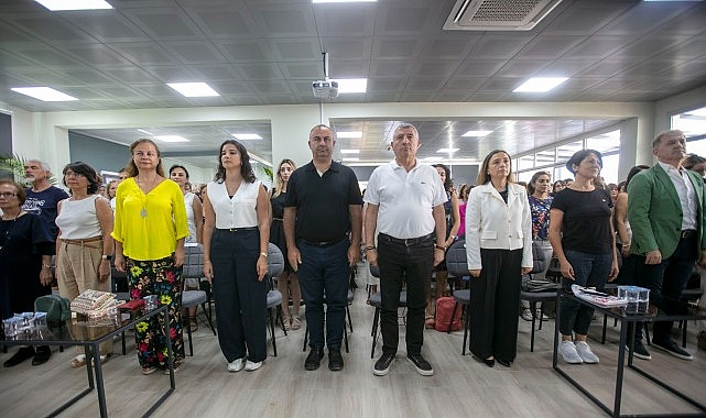 Güzelbahçe Belediyesi, Sağlıklı Yaş Alma Merkezi yeni sezonunun açılışını büyük