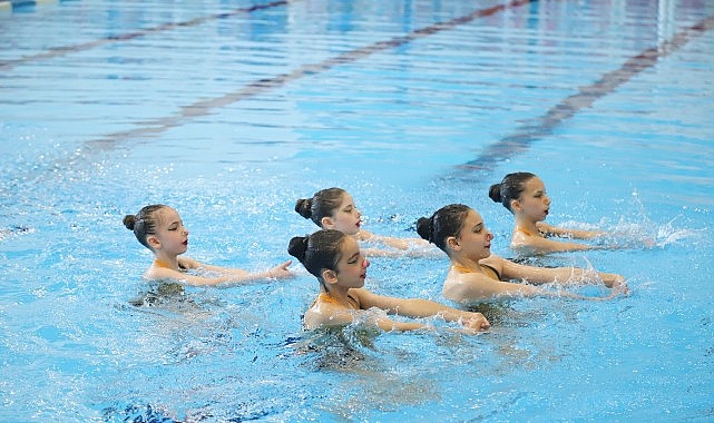 2020 yılından bu yana yüz binlerce çocuğu sporla tanıştıran İBB