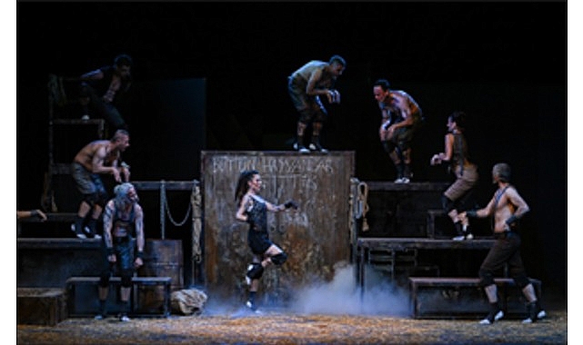 İzmir Enternasyonal Fuarı’nın kültür-sanat alanındaki önemli duraklarından Atatürk Açık Hava