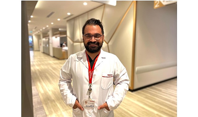 Burun tıkanıklığı veya akıntısı, öksürük, halsizlik, ateş, titreme, baş ve