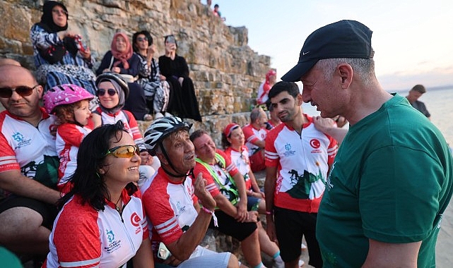 Üç ülkeden 300 bisikletçinin katıldığı 5.