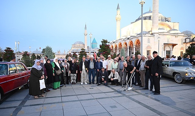 Konya Büyükşehir Belediyesi, Dünya Yaşlılar Günü öncesi huzurevinde kalan büyüklerimize