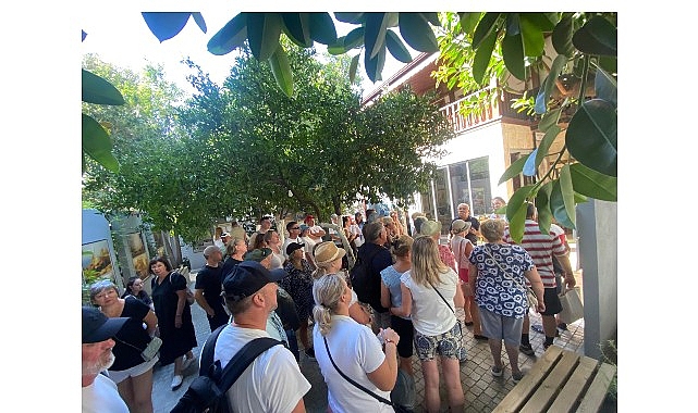 Kemer Belediyesi Kültür Evi, açıldığı günden bu yana ziyaretçi ziyaret