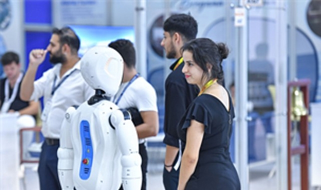 İzmir, 8-10 Ekim 2025 tarihleri arasında, lojistik sektörünün ülkemizdeki en