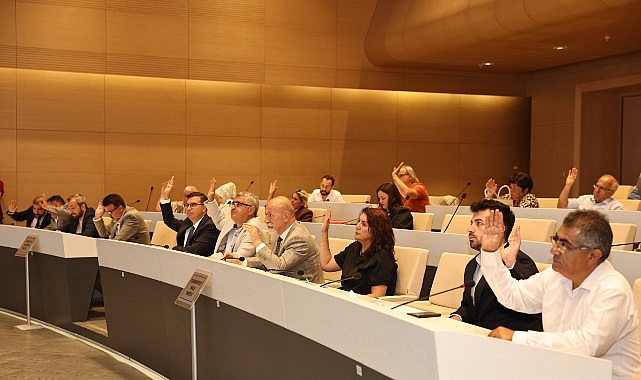 Nilüfer Belediye Meclisi, üniversite öğrencilerine ulaşım desteği ve “Halk Kart”