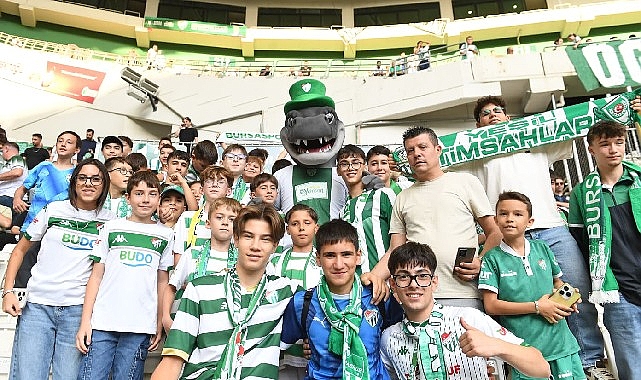 Bursaspor’a verdiği desteklerle ön plana çıkan Osmangazi Belediye Başkanı Erkan