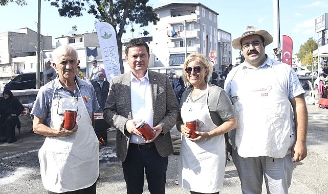 Osmangazi Belediyesi’nin hayata geçirdiği “Malzemeler Bizden Salça Yapması Sizden” projesiyle