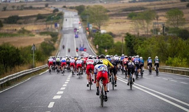 Tour of İstanbul’un 165,7 kilometrelik en uzun etabı olan üçüncü