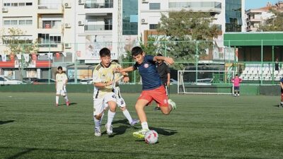 Cumhuriyet Bayramı’nın coşkusunu kültür, sanat ve spor etkinlikleriyle büyüten Karşıyaka
