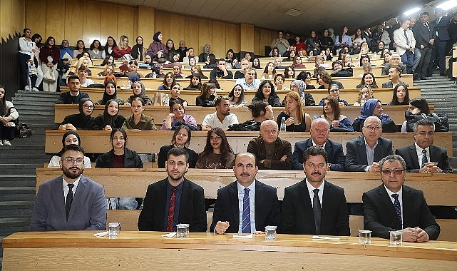 Konya Büyükşehir Belediye Başkanı Uğur İbrahim Altay, Büyükşehir Belediyesi Gençlik