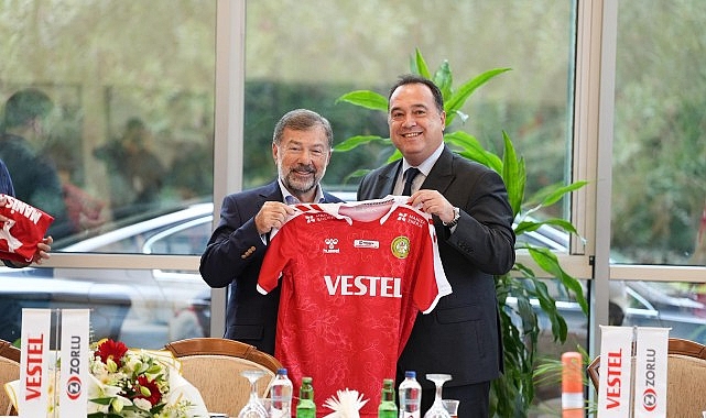 Manisa Büyükşehir Belediye Başkanı Besim Dutlulu ve Vestel Manisa BBSK