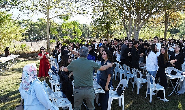 Kemer Belediyesi Ahmet Erkal Destek Eğitim Kursu'nda üniversite sınavına ücretsiz