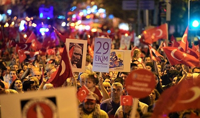 Bornova Belediyesi, 28 Ekim 2025’te Büyükpark’ta Sevcan Orhan konseriyle Cumhuriyet