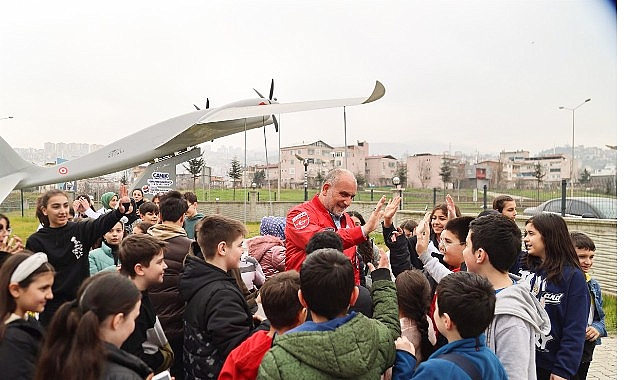Canik Belediyesi, Milli Teknoloji Hamlesi idealinin öncü ismi Özdemir Bayraktar'ı