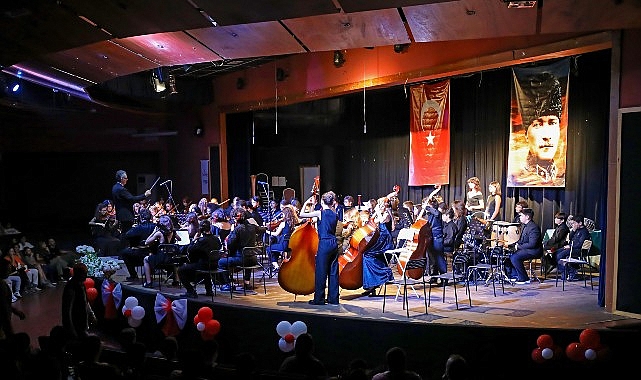 Narlıdere Belediyesi Çocuk Senfoni Orkestrası, Cumhuriyetimizin 102’nci yılına özel verdiği