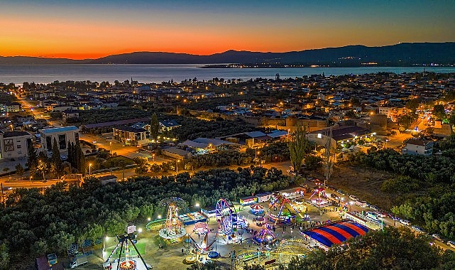 İznik’te yılda iki kez gerçekleşen ekinoks görsel şöleni ile ilçenin