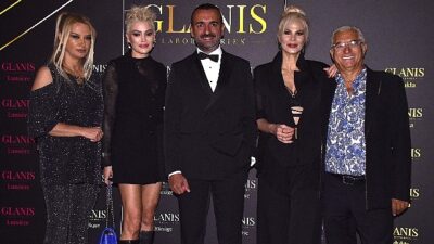 Bitki kök hücrelerinden elde edilen eksozom teknolojisiyle "yenileyici bakım" kavramını