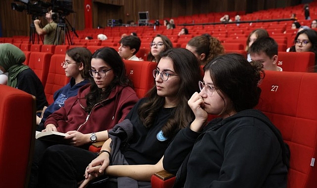 “Gri Koç” olarak bilinen Eğitim Koçu Gökhan Müftüoğlu, Uluslararası 15.