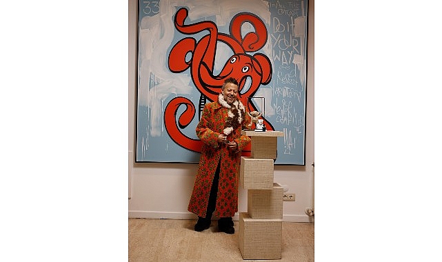 Türk çağdaş sanatının öncü ve vizyoner isimlerinden Haluk Akakçe’nin Akaretler