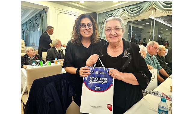 İBB, 1 Ekim Dünya Yaşlılar Günü kapsamında çeşitli etkinlikler düzenledi.