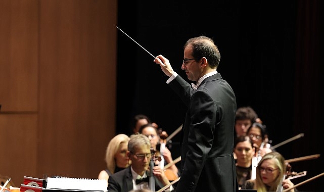 İstanbul Devlet Senfoni Orkestrası (İDSO) DenizBank Konserleri, Türkiye Cumhuriyeti'nin kuruluşunun