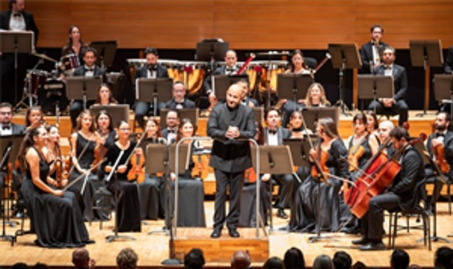 İzmir Büyükşehir Belediyesi Ahmed Adnan Saygun Sanat Merkezi, Cumhuriyet Bayramı'nda