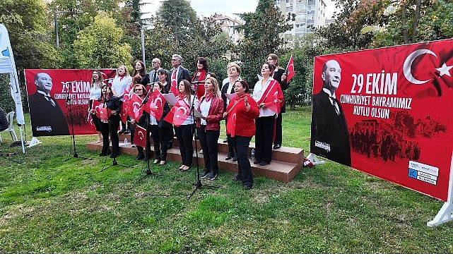 Kadıköy Belediyesi, Cumhuriyet’in 102’nci yılı kutlamalarına devam ediyor.