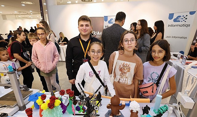 Küçükçekmece Belediyesi Girişimcilik ve İnovasyon Merkezi (KÜGİM) ve Masqot.